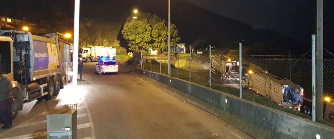 Acceso a la planta de Nostián