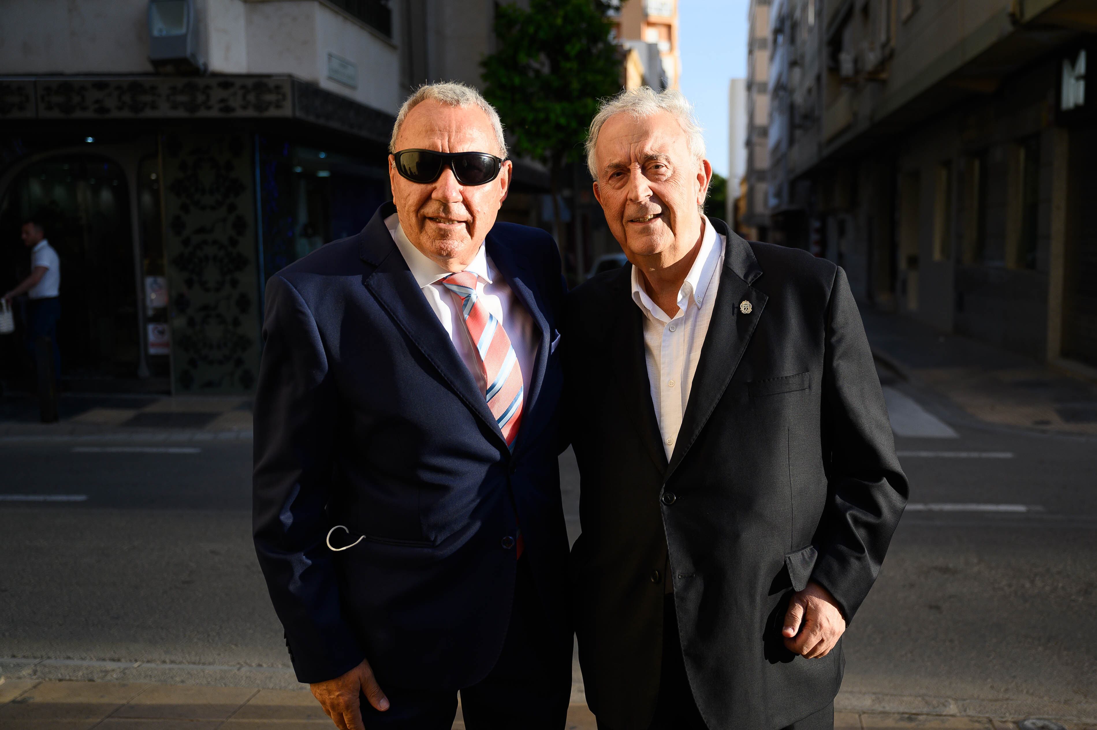 Manolo García y Guillermo Blanes a las puertas de La Patrona.