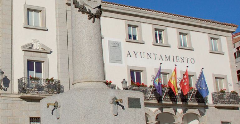 Fachada del ayuntamiento de Colmenar Viejo