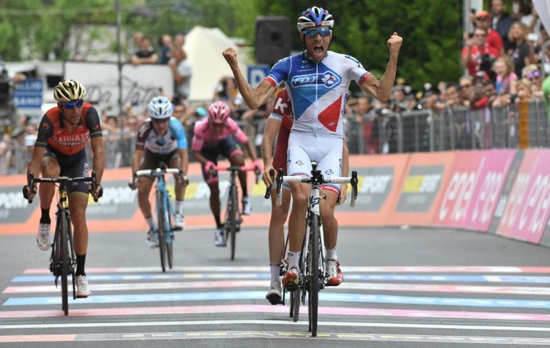 Thibaut Pinot, ganador de la penúltima etapa del Giro 2017.