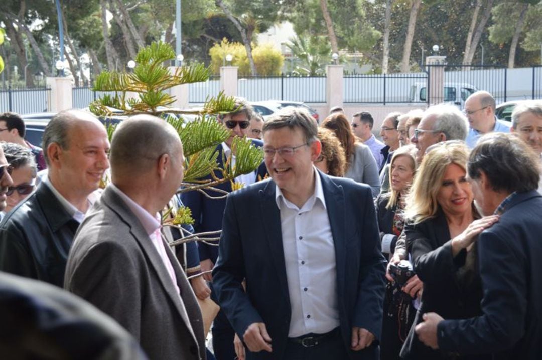 Ximo Puig junto a Miguel Millana y Eva Montesinos en un acto socialista en Alicante