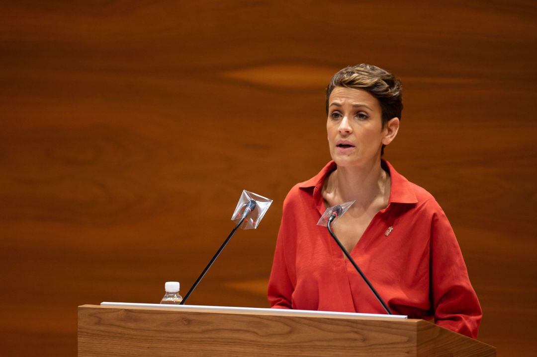  La presidenta del Gobierno de Navarra, María Chivite, durante su participación en el pleno del Parlamento de Navarra que celebra entre este jueves y viernes el Debate de política general sobre el Estado de la Comunidad Foral