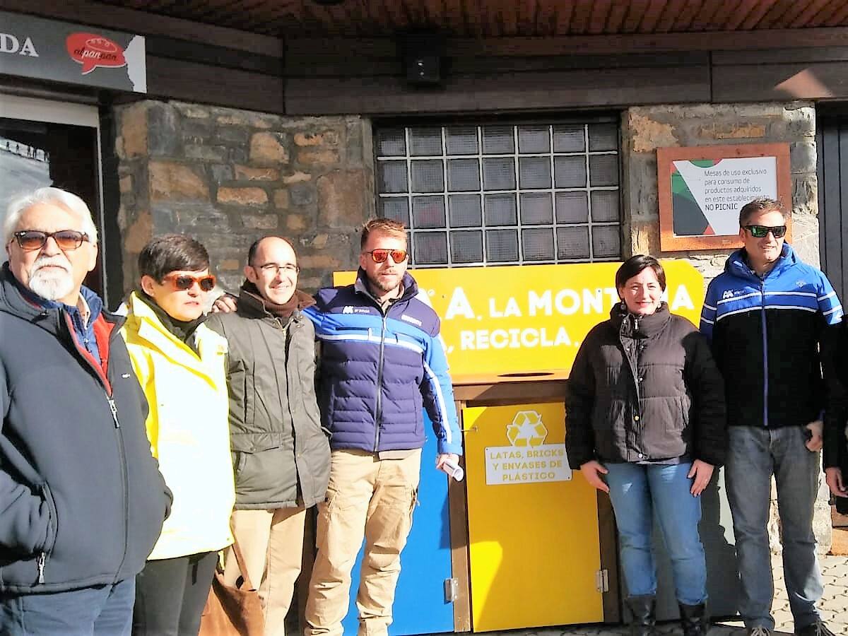 En un mes se ha triplicado la recogida de envases en las estaciones del Alto Gállego