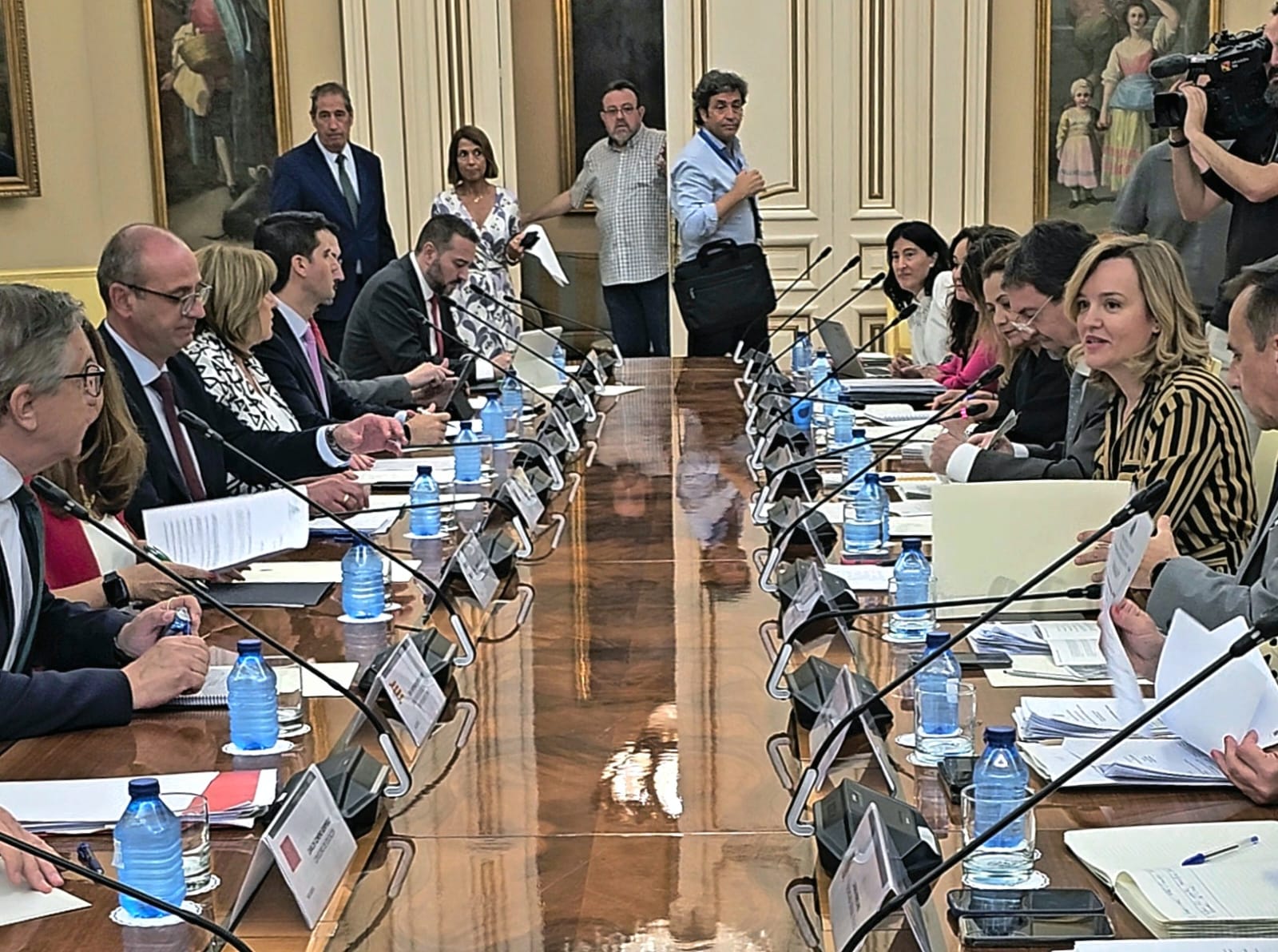 Declaraciones del consejero de Educación y Formación Profesional, Víctor Marín, sobre la solicitud al Ministerio de un plan nacional para mejorar la eficiencia energética y la climatización de los centros educativos