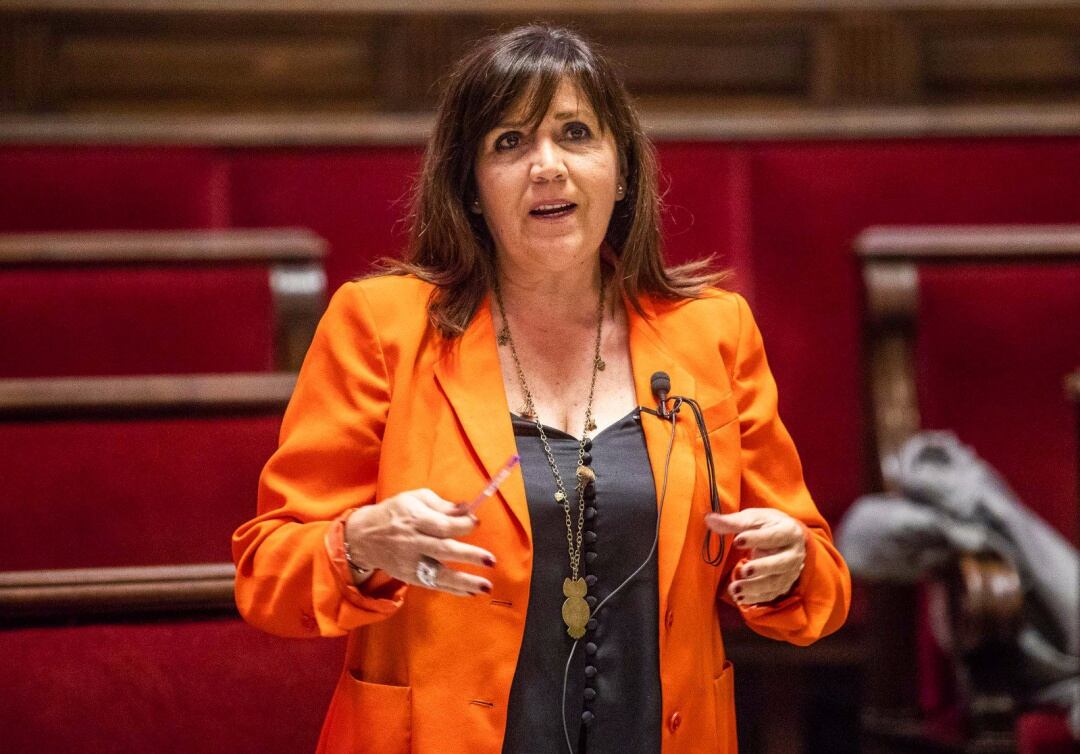 La edil María Jiménez durante el Pleno municipal