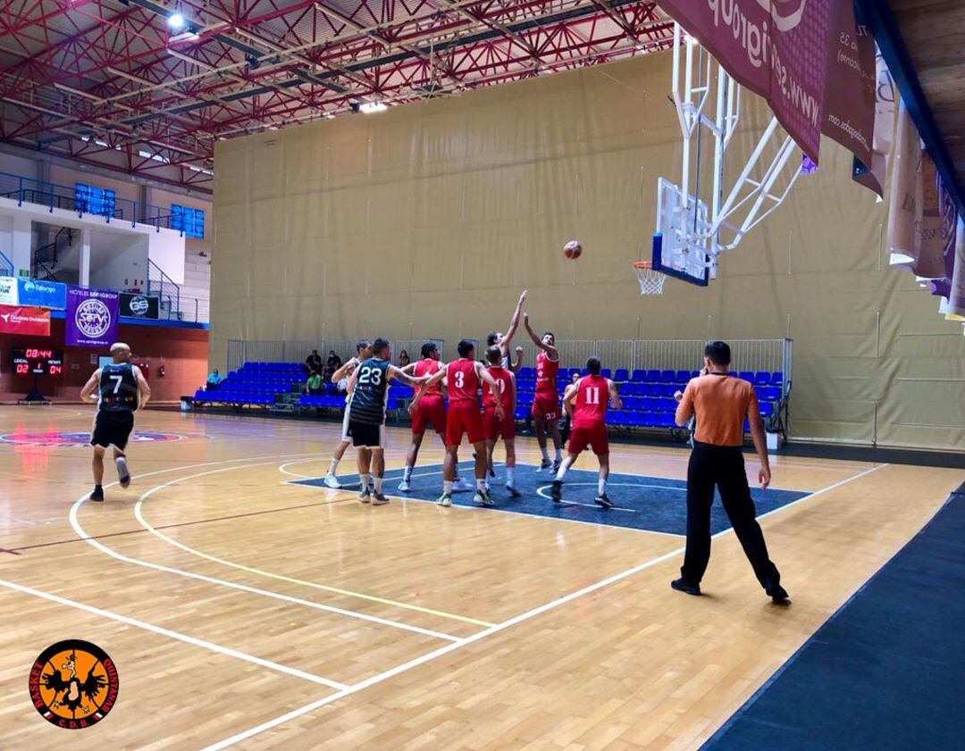 Primer amistoso contra el CB Benidorm