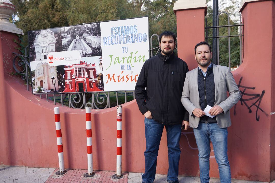 Según los populares este parque permanece cerrado durante más de dos años