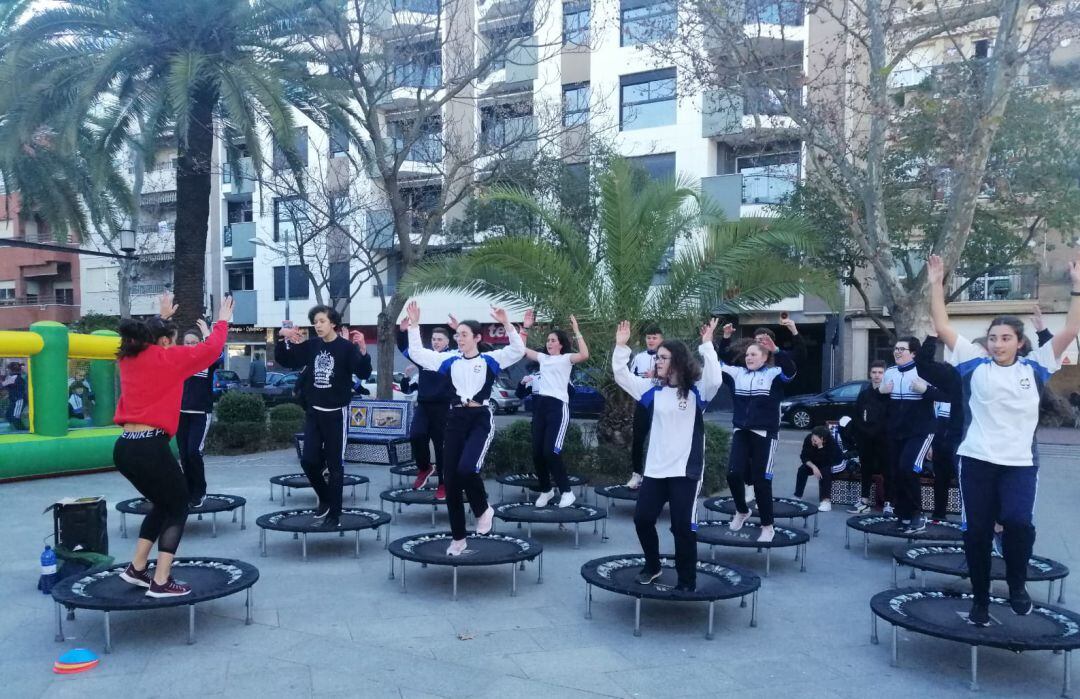 Momentos de la jornada &quot;Directo al Corazón&quot; organizada por el Colegio San Joaquín.