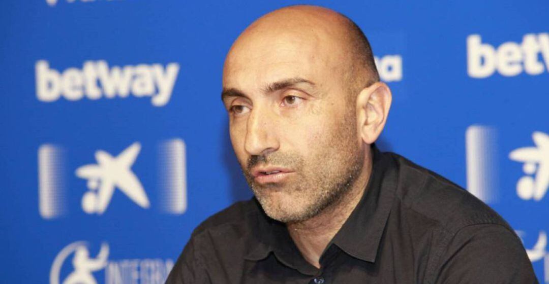 Abelardo en su anterior etapa como entrenador albiazul.