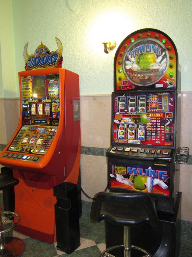 Máquinas Tragaperras En Un Salón De Juegos