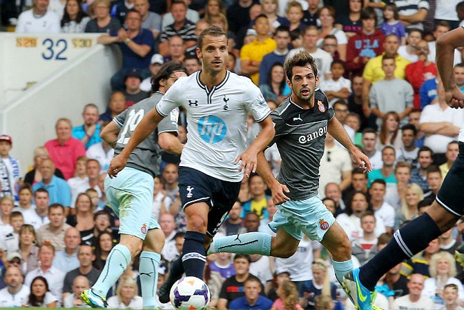 Soldado, durante un partido con el Tottenham