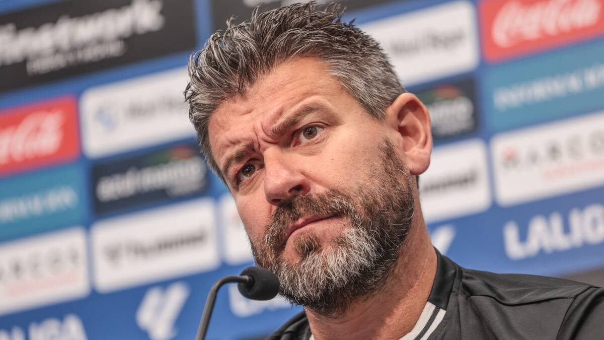 Fernando Estévez, Ent. del Eldense, antes de visitar al Burgos C.F.