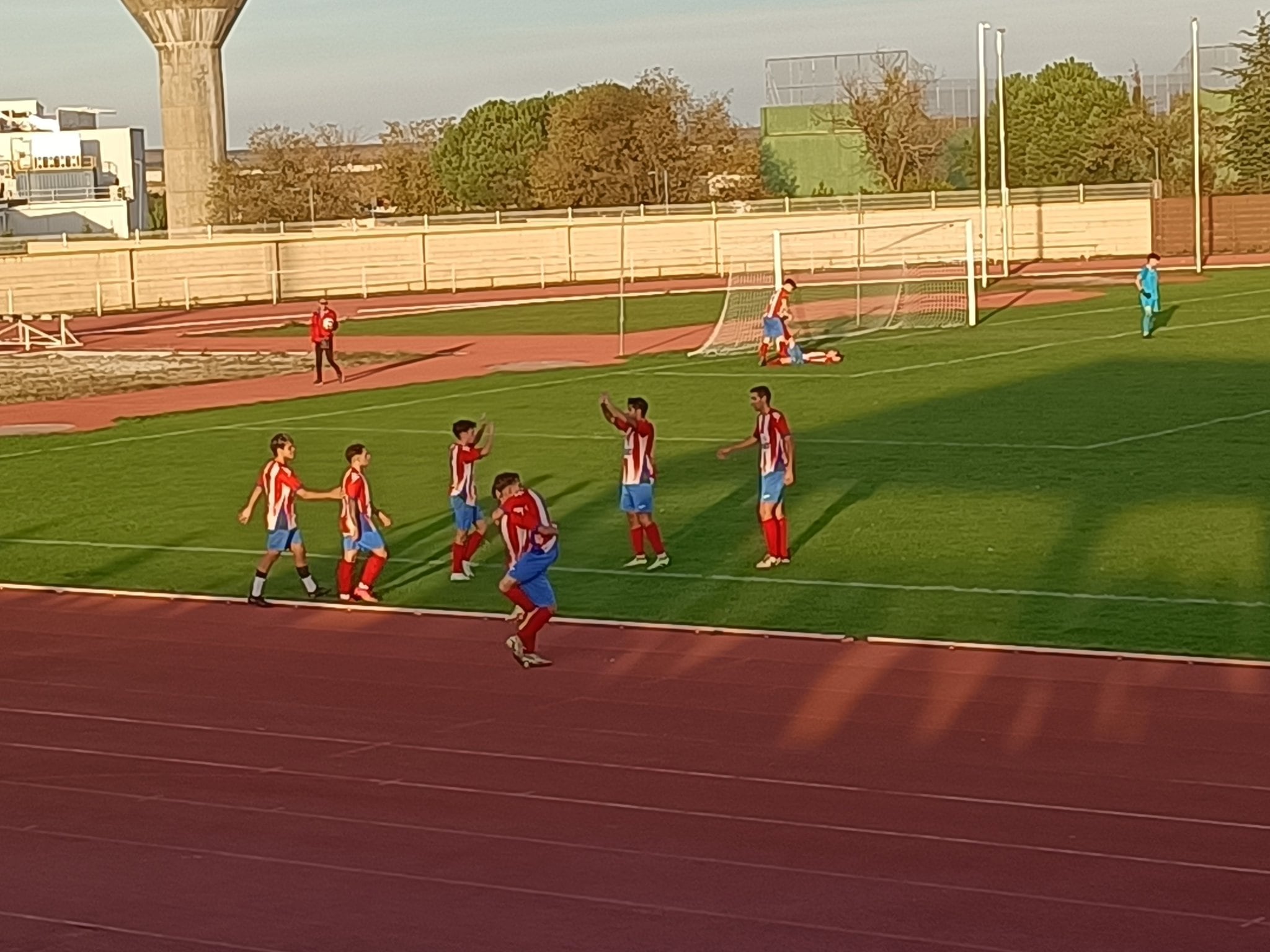 El gol de la Gimnástica Medinense en el 1-2 Unionistas B de la J6