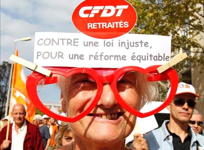 Trabajadores franceses se manifiestan contra la reforma de las pensiones / EFE