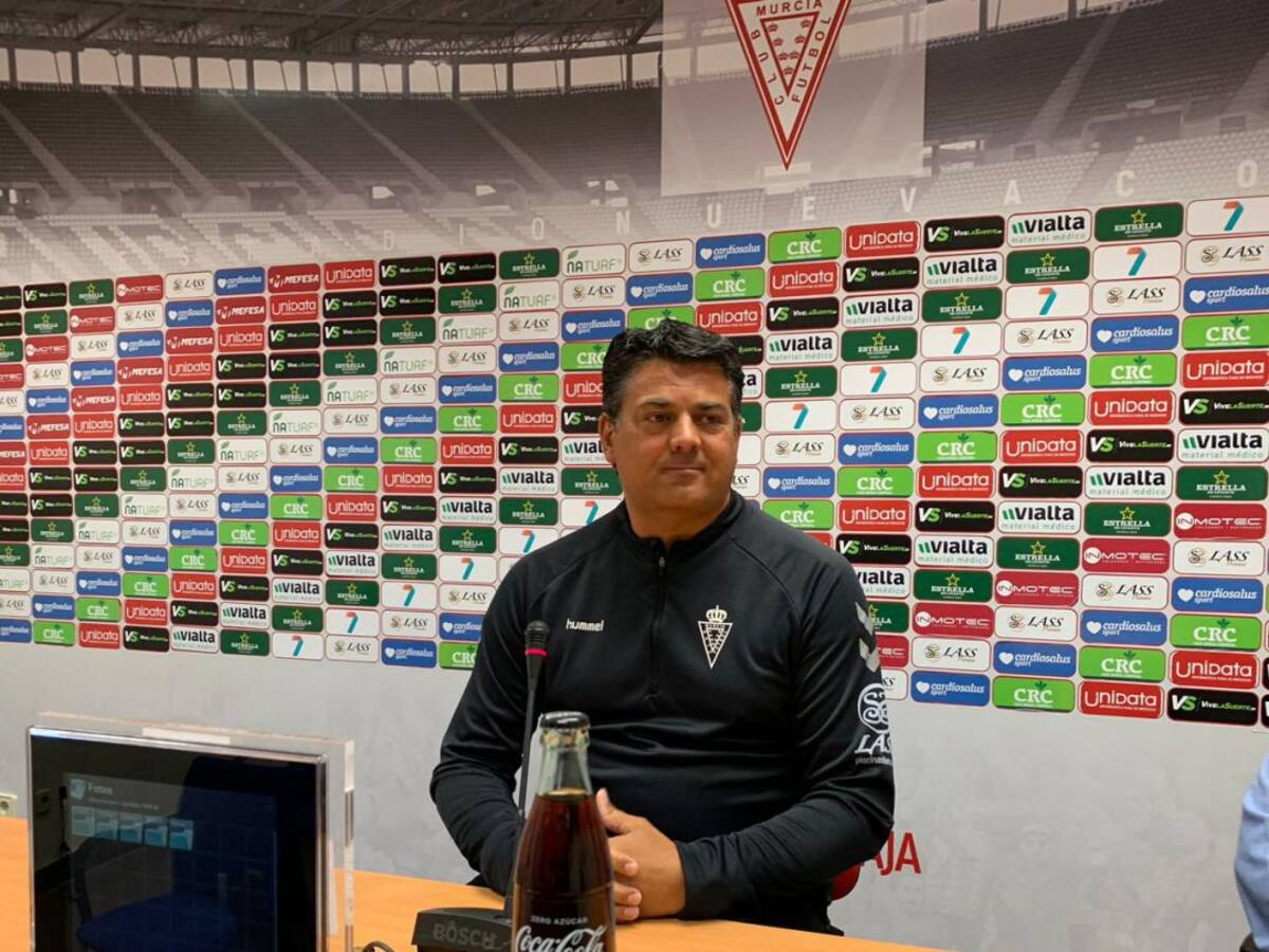 El Real Murcia quiere certificar la permanencia contra el Atlético Malagueño