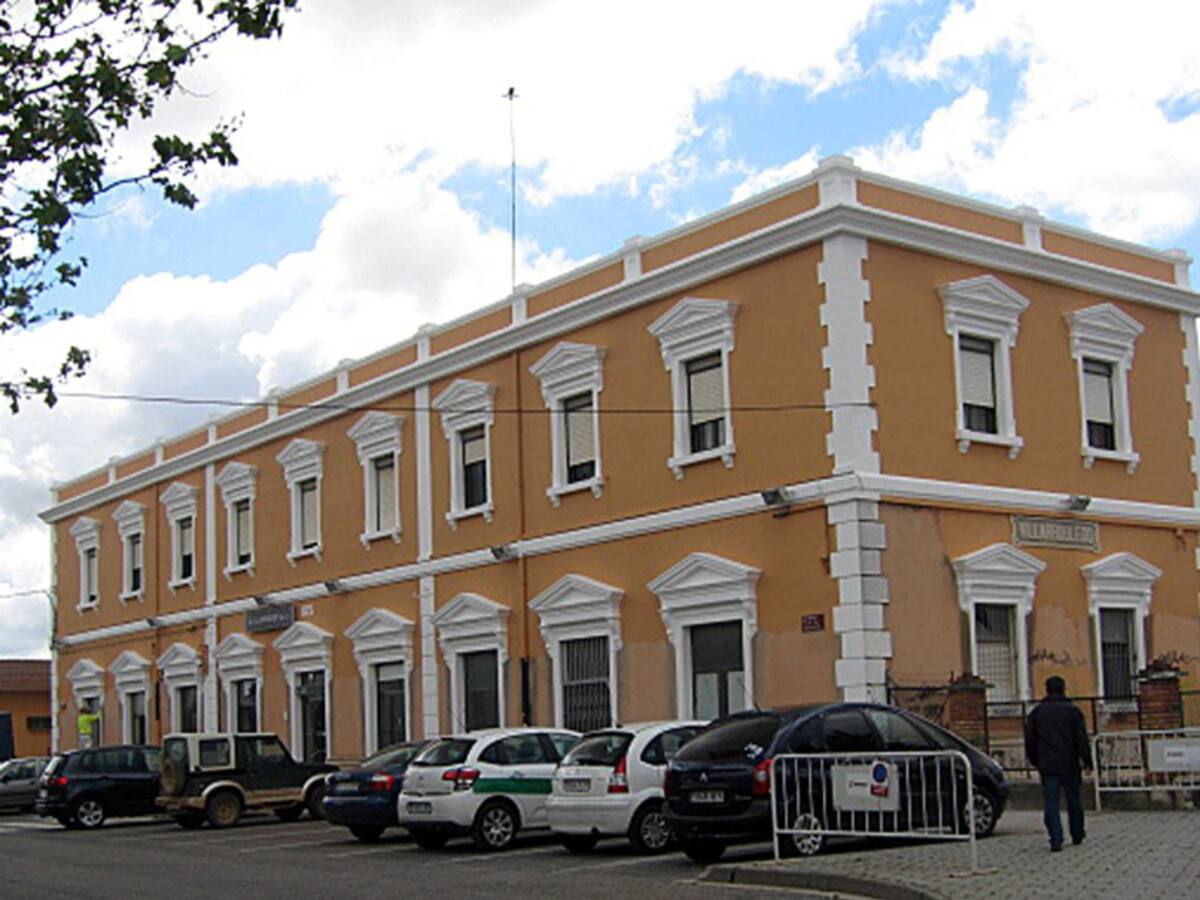 El PSOE de Villarrobledo mantiene su propuesta de votar en pleno la negociación con Renfe