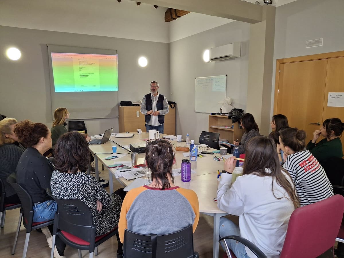 El Centro Comarcal de Servicios Sociales de Los Monegros se forma en atención psicosocial en urgencias y emergencias