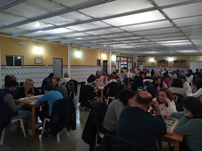 Partidas en el local de la Comparsa de Andaluces