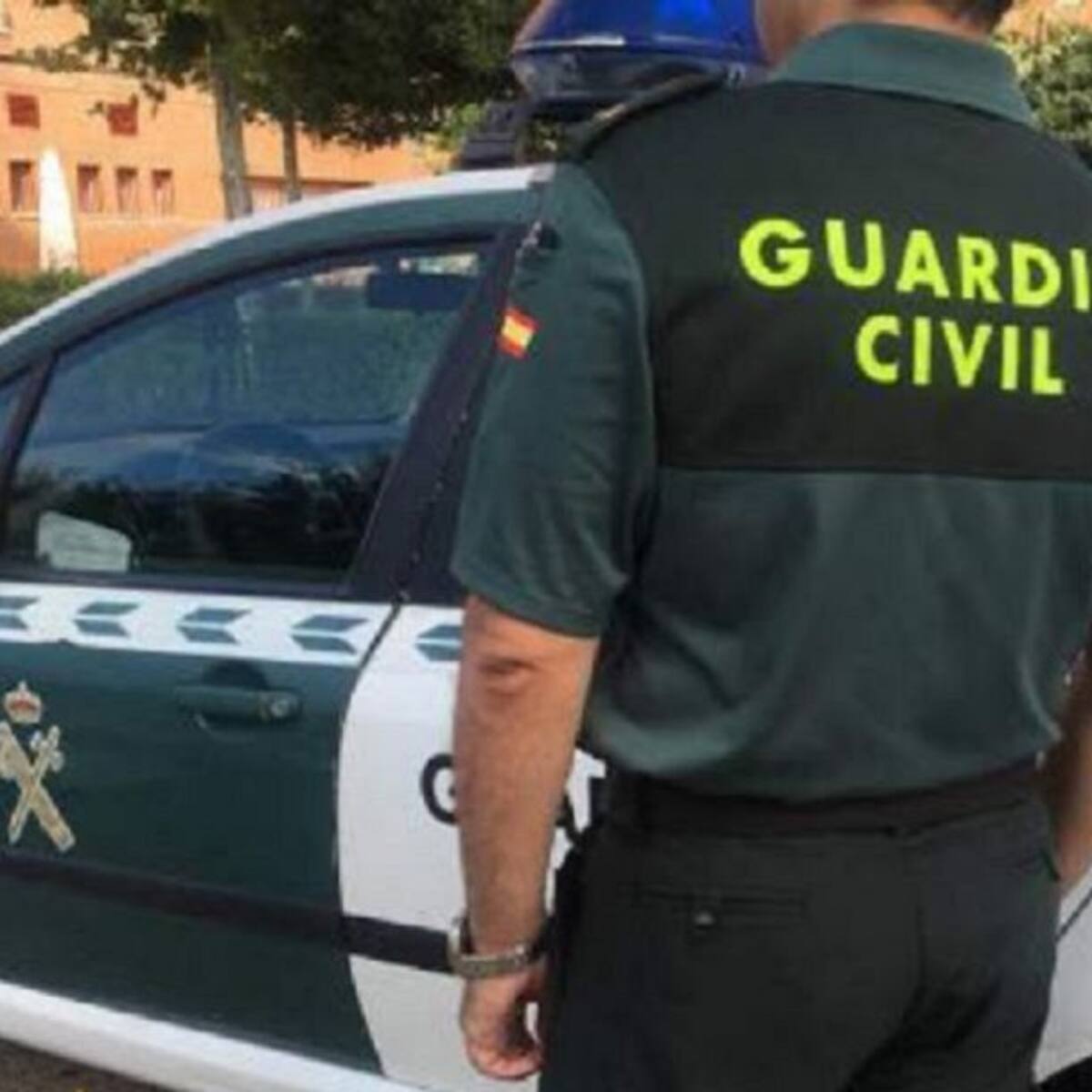 Los guardias civiles que atendieron al inmigrante con COVID-19 han dado negativo en los test rápidos