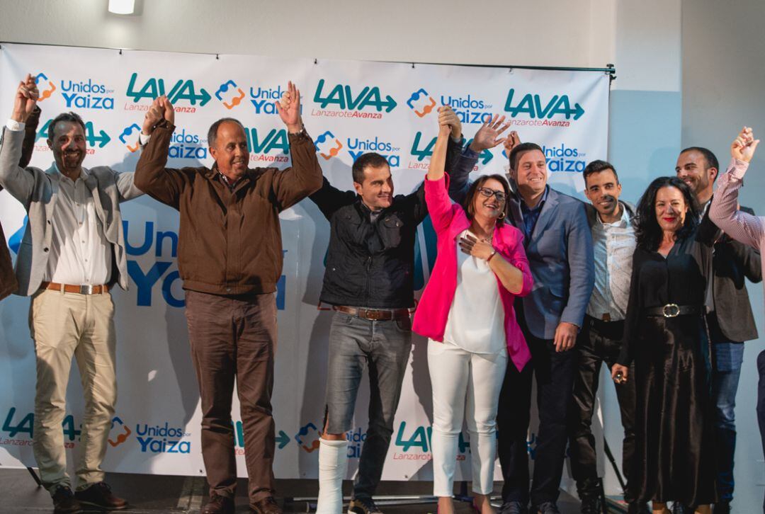 Ramón Bermúdez junto a la lideresa de LAVA.