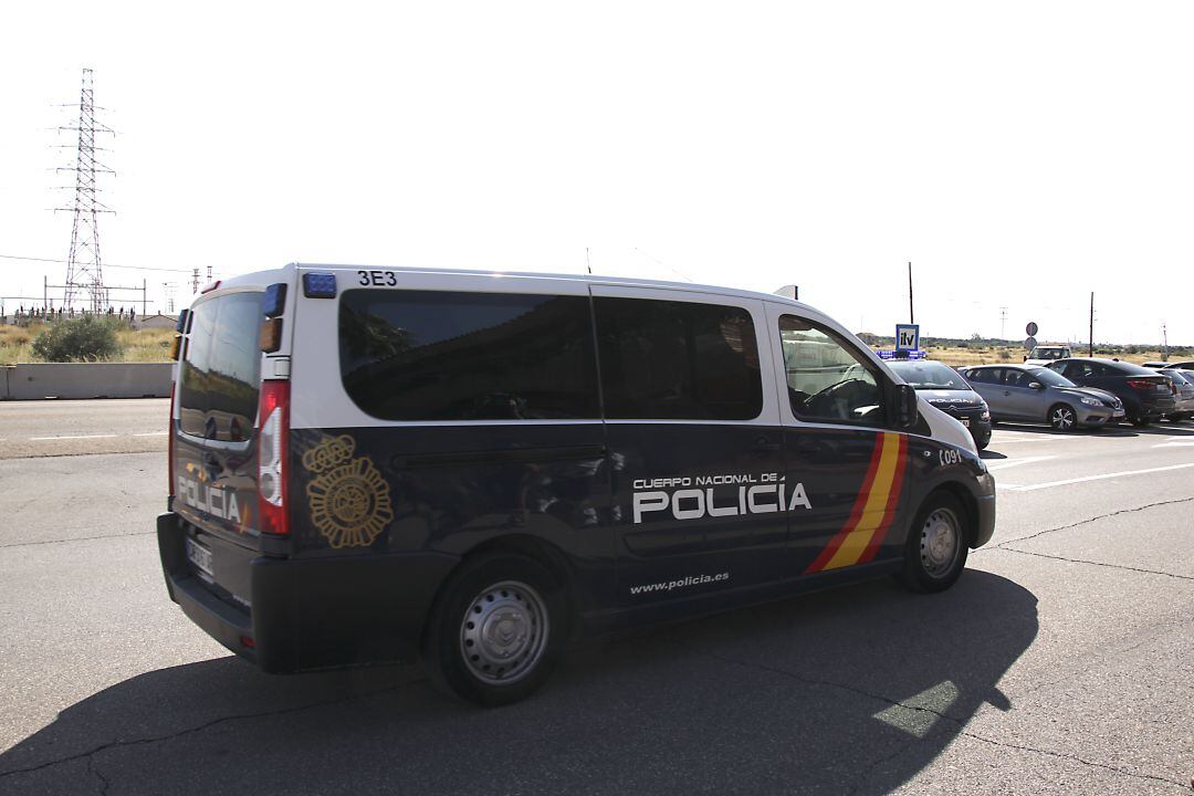 Furgón de la Policía Nacional