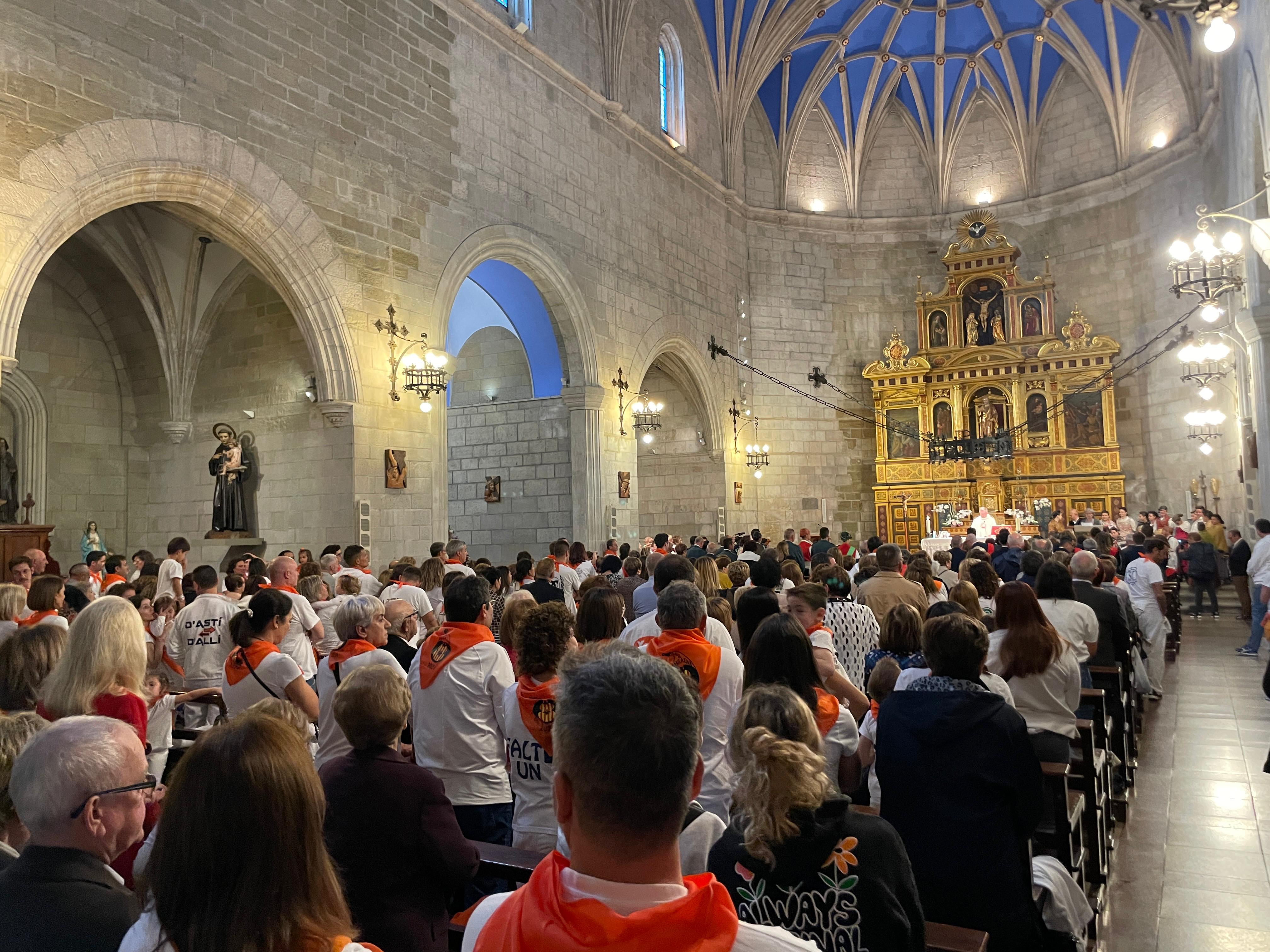 Celebración religiosa en las fiestas del Pilar de Fraga