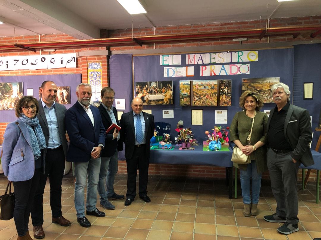 Inauguración de la exposición en el IES Puerta de Cuartos