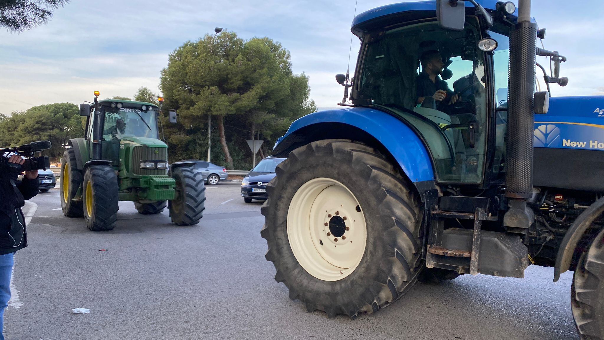 Tractores en Pinedo ( València) en una nueva jornada de protestas