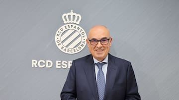 Xavi Andreu: "Que la gent vingui d'hora i que dugui elements només per animar, perquè al futbol no s'hi va a llençar coses"