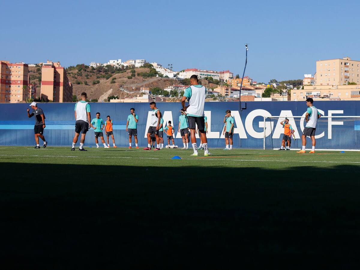 El Málaga trabajó sin los canteranos Cristian y Calvo