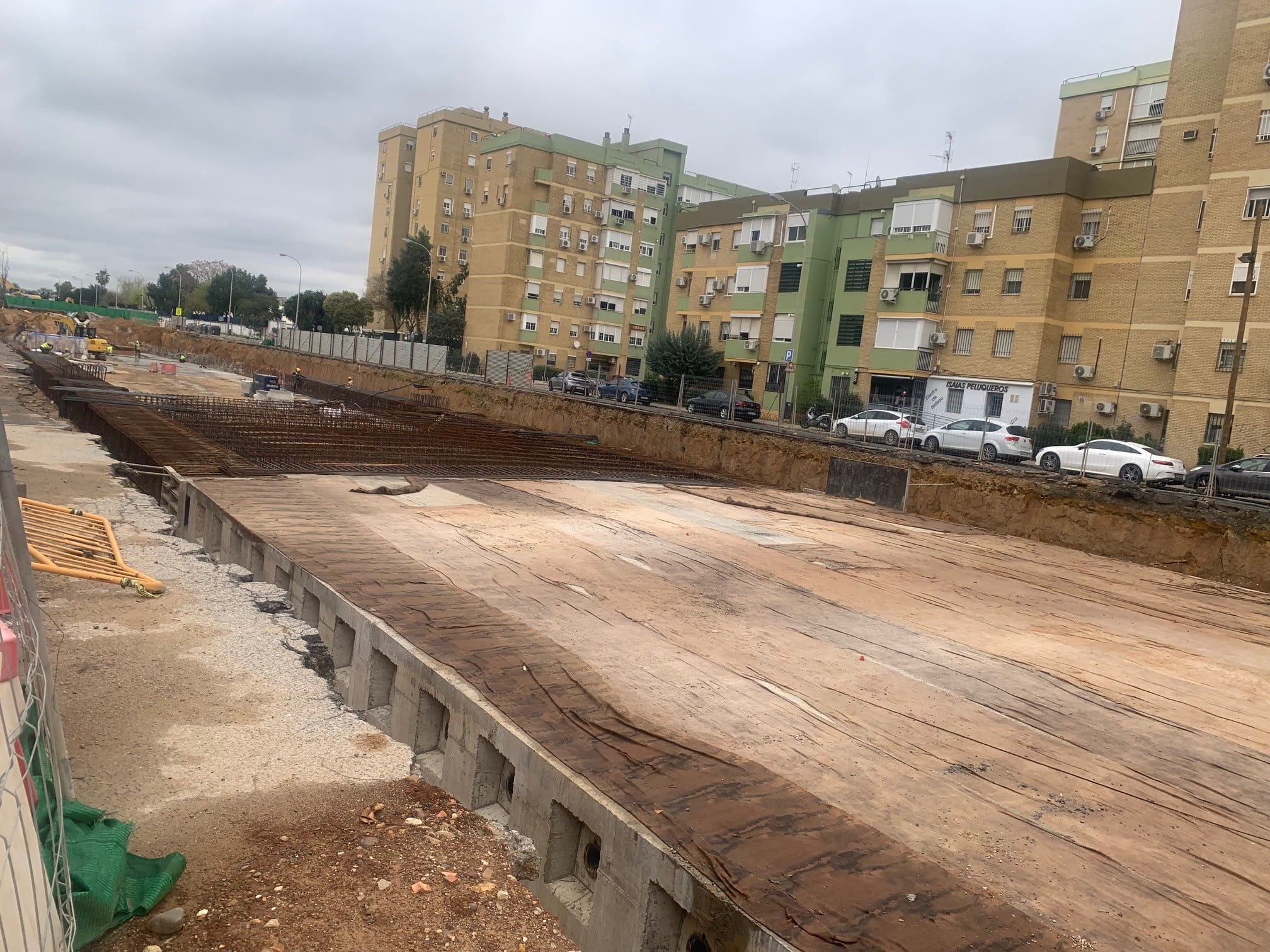 Avance de la armadura de la Estación de Pino Montano del Metro de Sevilla