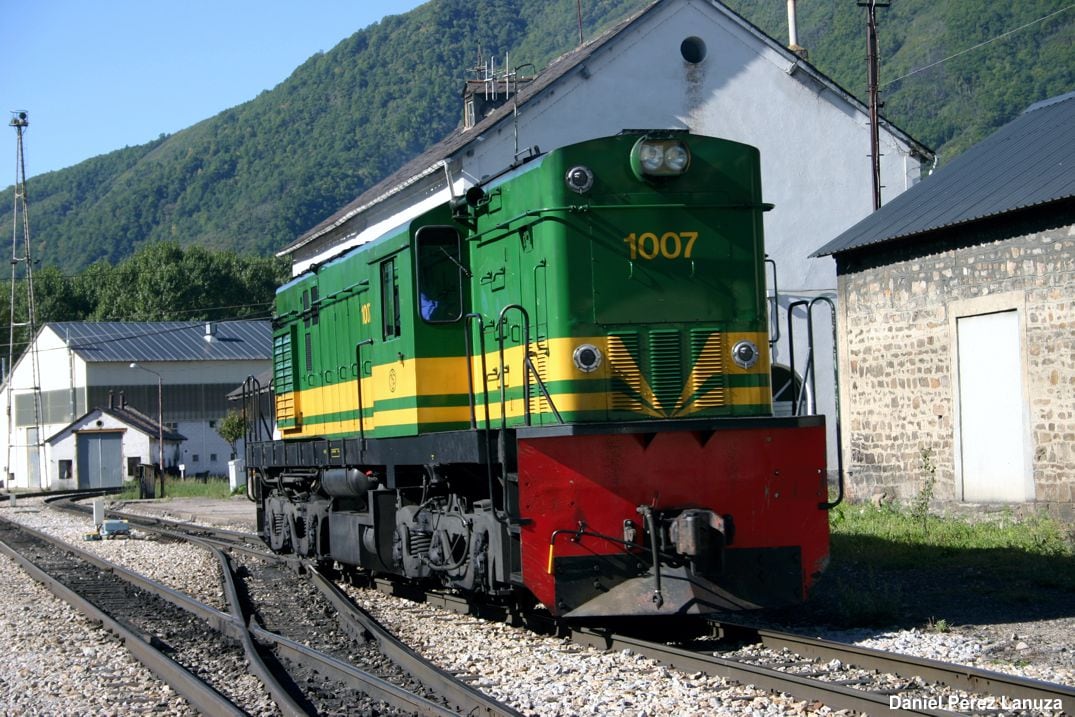 Locomotora 1007