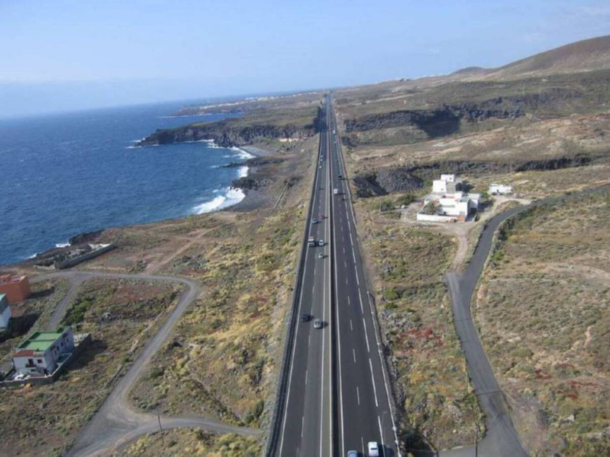 "El Gobierno de Sánchez nos quiere recortar 200 millones de euros en el Convenio de Carreteras"