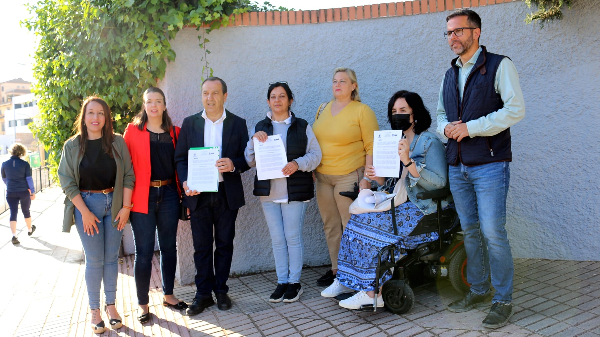 Concentración en el colegio Reina Sofía de Antequera