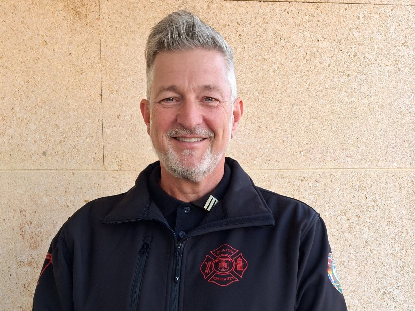 Terence Curran, responsable de la brigada de bomberos voluntarios de Balcón al Mar, en Xàbia