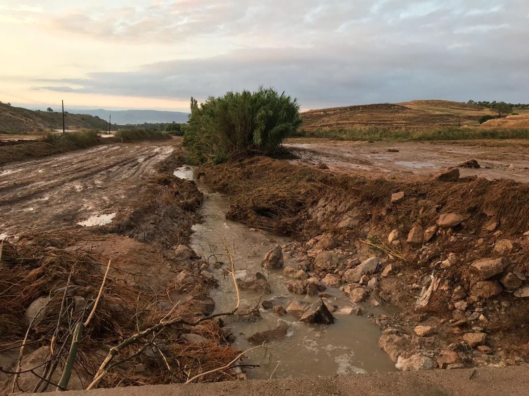 Imagen de los destrozos que ha causado la tormenta cerca de Yebra.