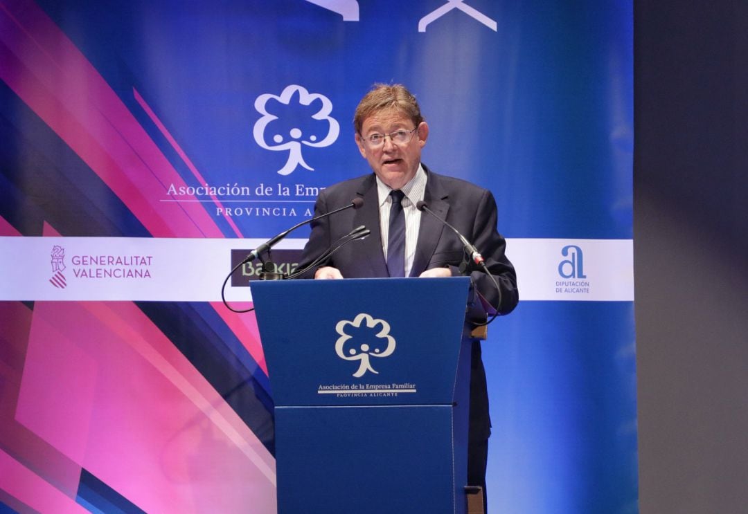 Ximo Puig en la entrega de los premios AEFA 2019. POLITICA COMUNIDAD VALENCIANA ESPAÑA EUROPA ALICANTE
 GVA
 