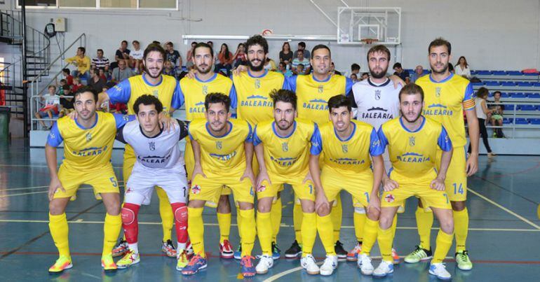 El equipo del Dénia Futsal, que dirige Javi Arnau.