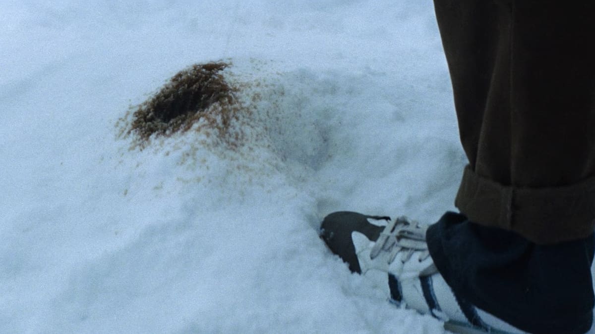 Las principales causas de la orina oscura: la explicación médica al detalle más impactante de 'La sociedad de la nieve'