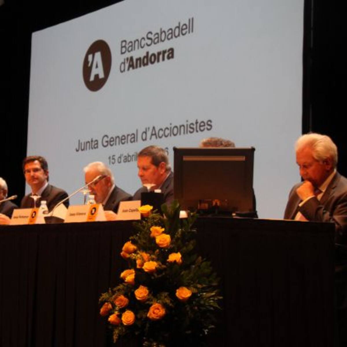 El sector bancari veu amb bons ulls la possible entrada d'Andorra a l'FMI