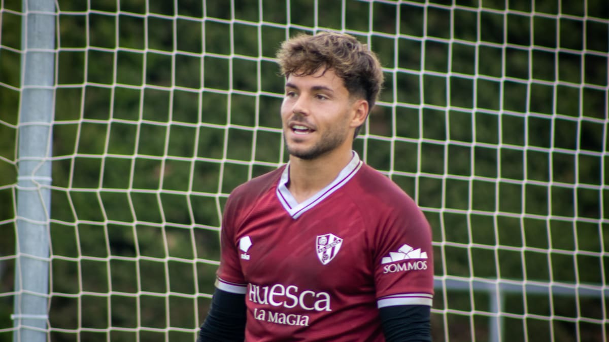 Álvaro Fernández analiza la situación de la SD Huesca en el inicio de temporada