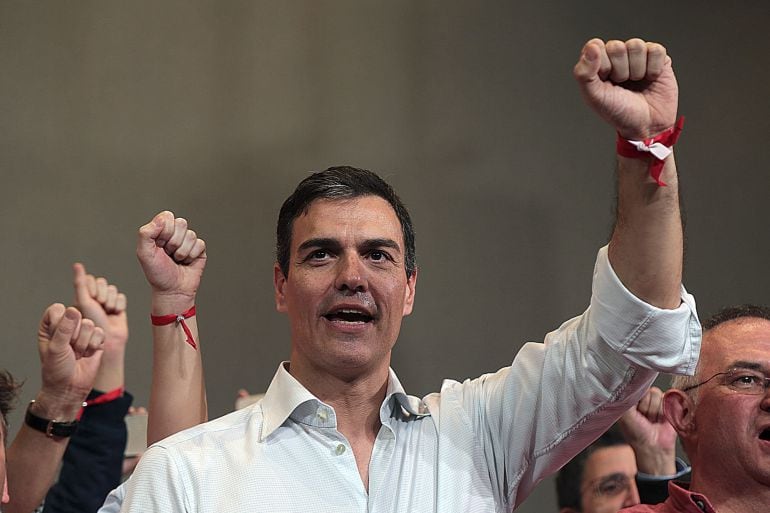 El exsecretario general del PSOE y aspirante a la reelección, Pedro Sánchez, durante su intervención en el acto que ha mantenido con militantes socialistas en Granada