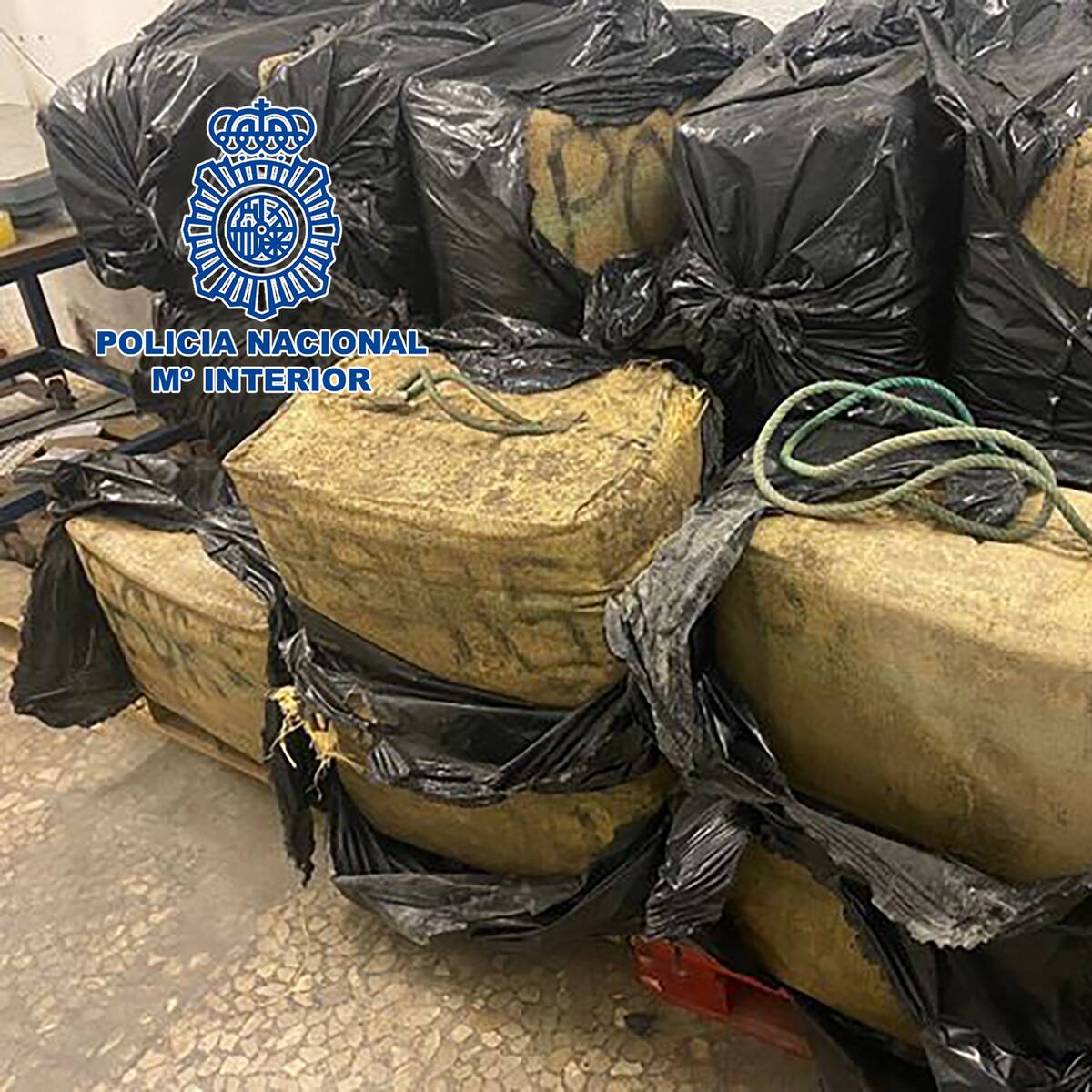 Intervenidos 700 kilos de hachís en la AP-7 en Málaga cuando eran transportados mediante el método Go Fast