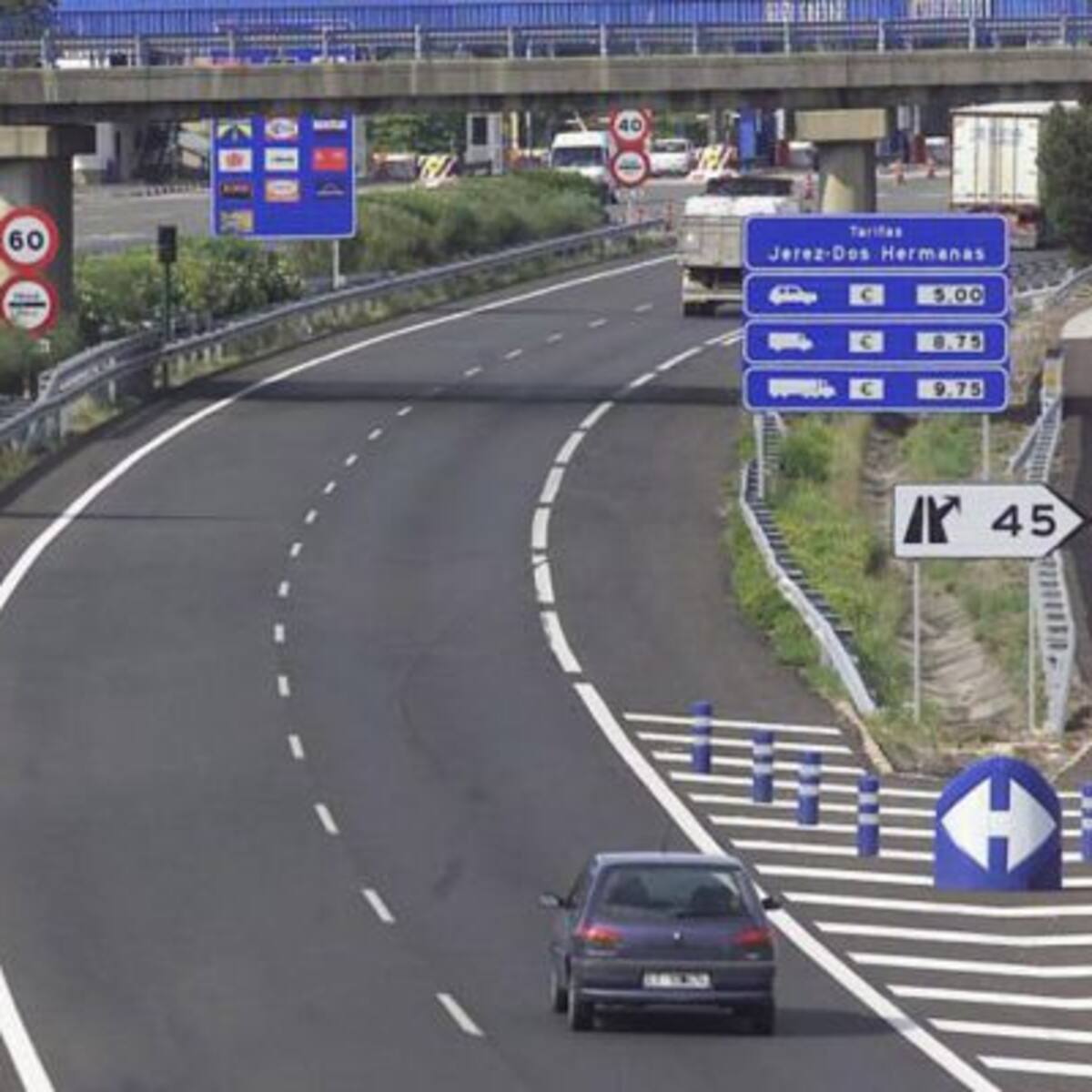 El tráfico en la AP-4 registra en marzo la mayor subida interanual desde 2006