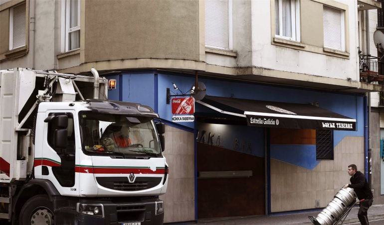 Exterior del bar donde el pasado día 15 de octubre dos agentes de la Guardia Civil fueron agredidos por un grupo de jóvenes.