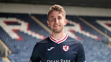 El central irlandés Ryan Nolan, octavo fichaje del Hércules para la temporada 2023/2024