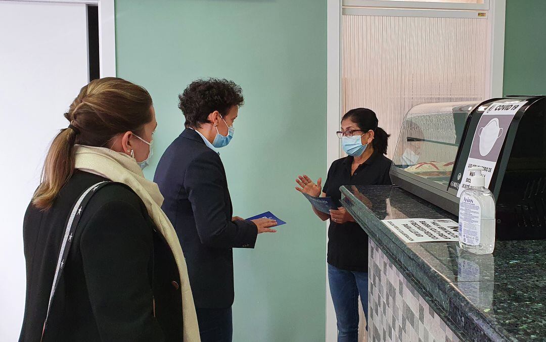 La alcaldesa de Onda, Carmina Ballester. 