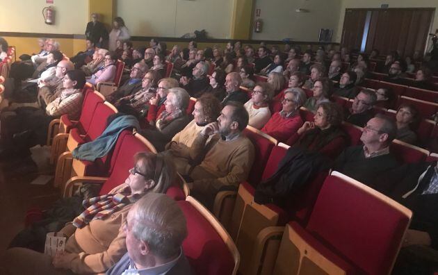 El público asistente a la Escuela de Ciudadanía de Manzanares