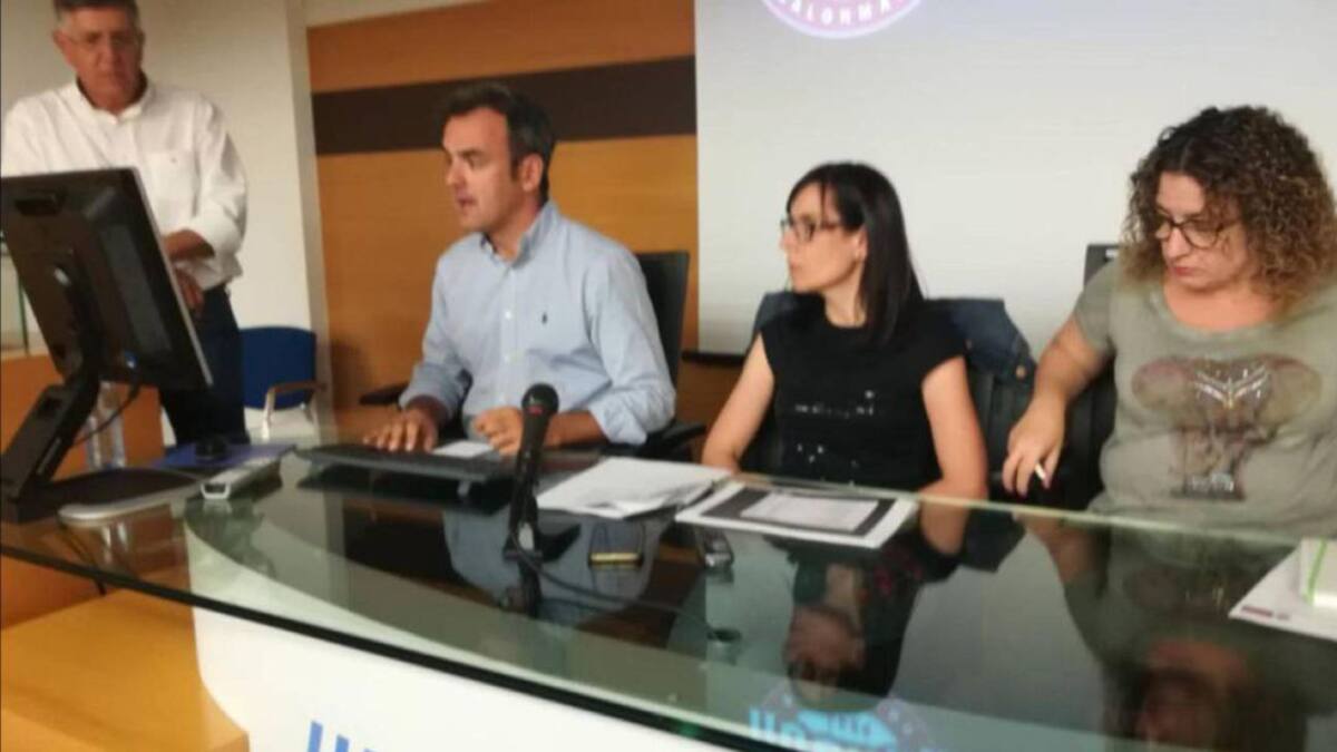 La directiva cita a los socios