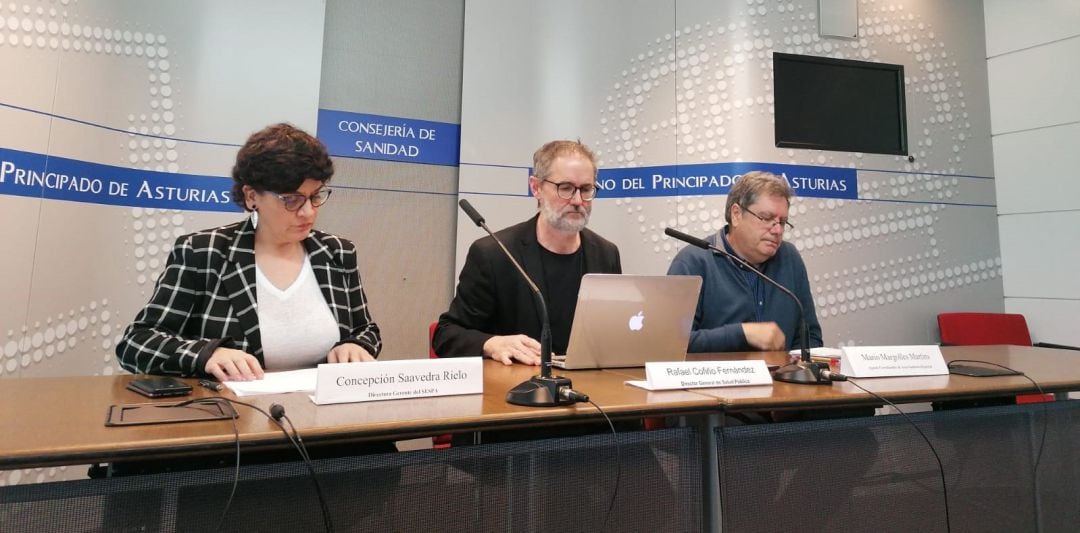 Responsables sanitarios asturianos durante la rueda de prensa.